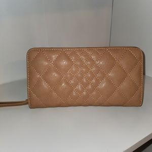Wristlet NWT
